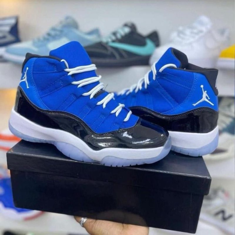 Jordan 11 Retro 2