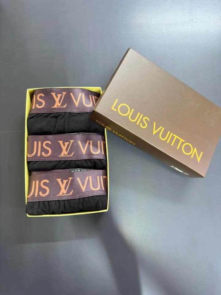 Louis Vuitton - View 5