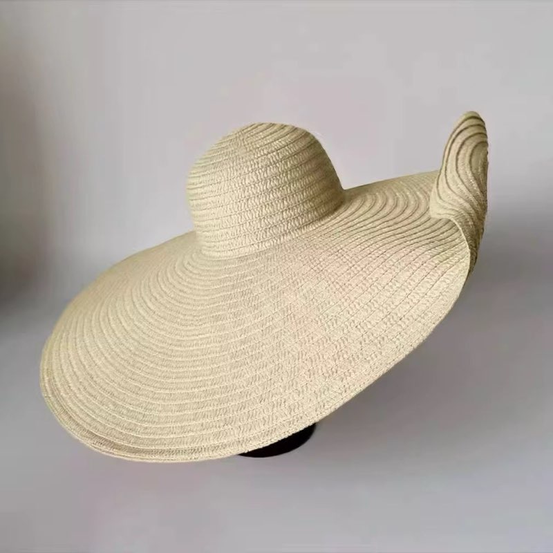 Maxi Beach Hat - View 4