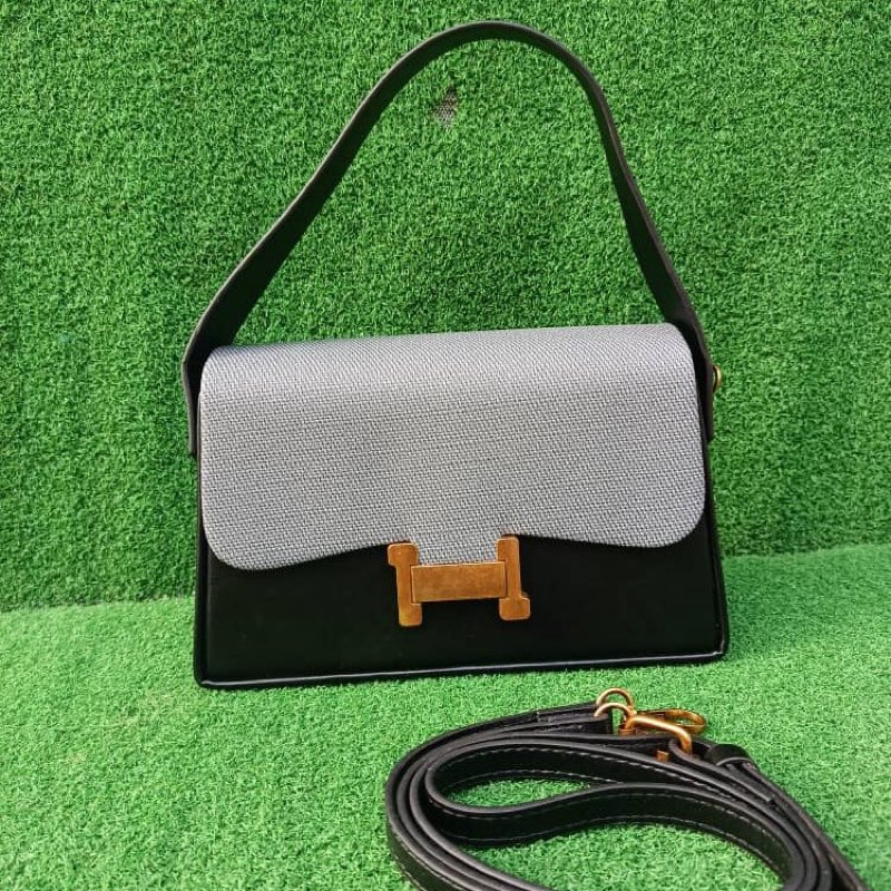 H Bag - View 3