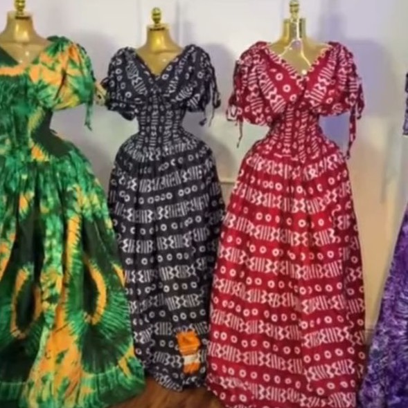 Smokey gown - View 2