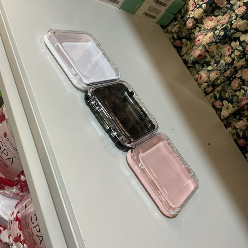 Nail box