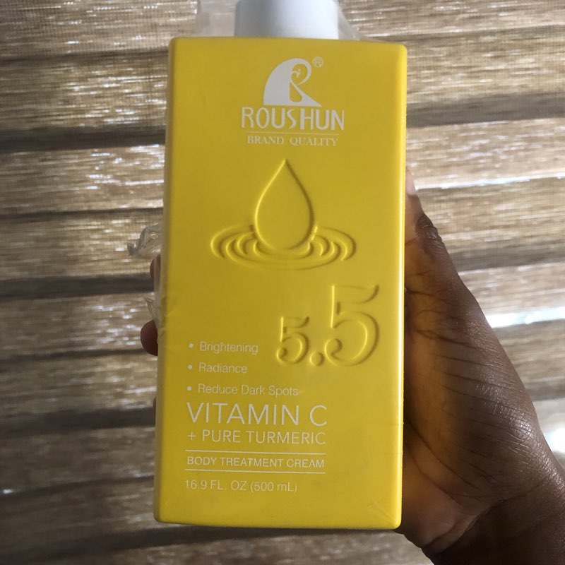 Vitamin c and turmeric lotion